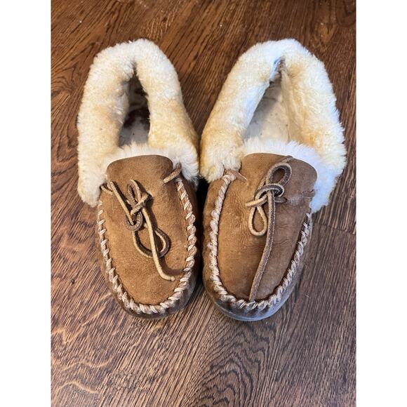 L.L. Bean Women's Wicked Good Moccassins Women's Size 8 Medium - Read - Picture 1 of 11